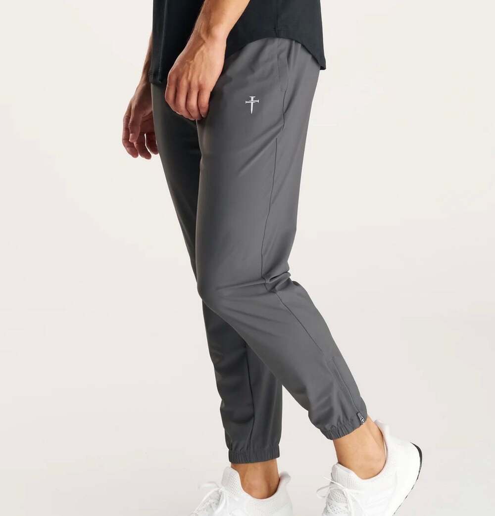 Three Nails Vapor-Lite™ Jogger in Space Grey